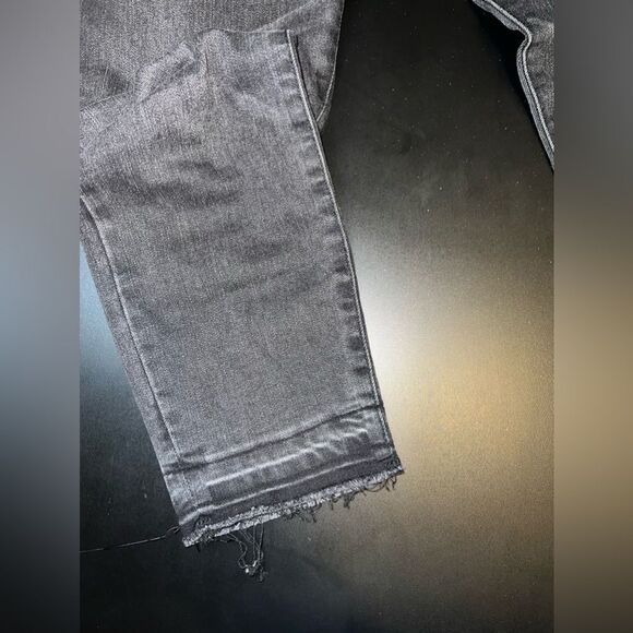 Abercrombie & Fitch Harper Low Rise Ankle Skinny Jeans Size 26/ 2s EUC - Picture 2 of 9
